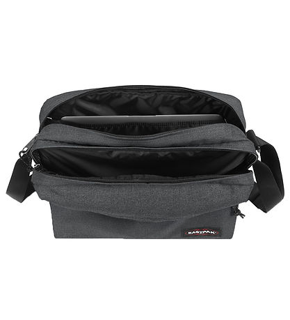 Eastpak Skuldertaske - Crosser - 16L - Black Denim Eastpak Skuldertaske - Crosser - 16L - Black Denim