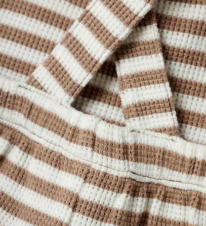 Lil Atelier Smækbukser - NbmJonas - Mocha Meringue m. Struktur Lil Atelier Smækbukser - NbmJonas - Mocha Meringue m. Struktur