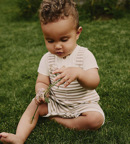 Lil Atelier Smækbukser - NbmJonas - Mocha Meringue m. Struktur Lil Atelier Smækbukser - NbmJonas - Mocha Meringue m. Struktur