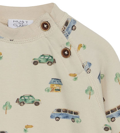 Hust and Claire Pusero - Allan - ranska Oak M. Autot