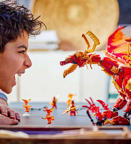 LEGO® Ninjago - Bevægelses-kildedrage 71822 - 1716 Dele LEGO® Ninjago - Bevægelses-kildedrage 71822 - 1716 Dele