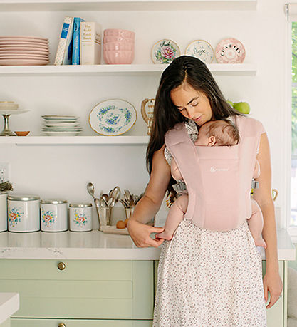 Ergobaby Bæresele - Embrace - Soft & Snug Knit - Blush Pink Ergobaby Bæresele - Embrace - Soft & Snug Knit - Blush Pink