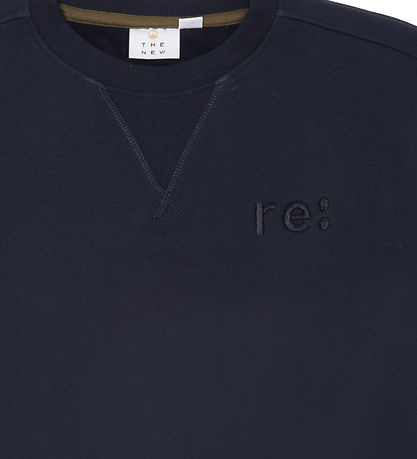 The New Sweatshirt - TnRe:charge - Navy Blazer The New Sweatshirt - TnRe:charge - Navy Blazer