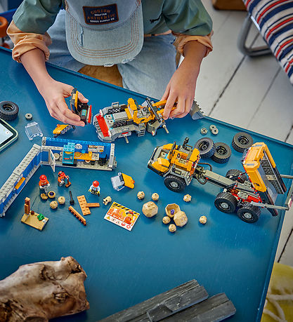 LEGO® City - Frontlæsser Og Lastbil Med Tippelad 60494 - 1132 De