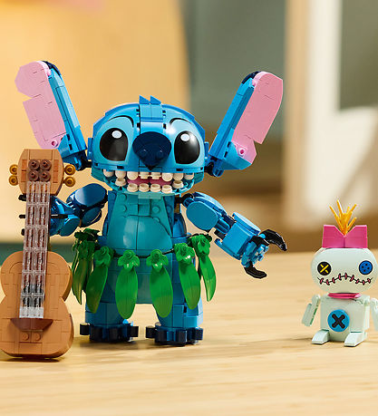 LEGO® Disney - Stitch Og scrump 43296 - 713 Dele