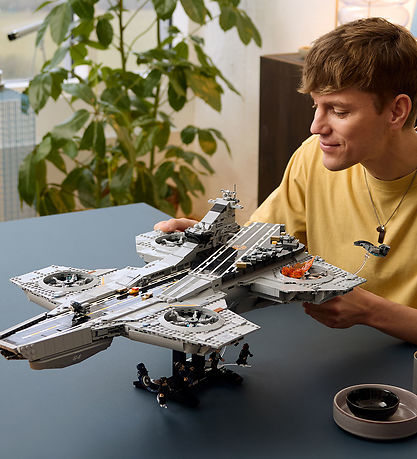 LEGO® Marvel - S.H-I.E.L.D.-Helicarrier 76354 - 3057 Dele