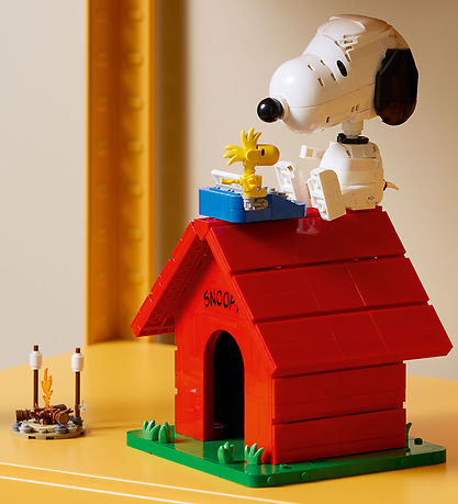 LEGO® Ideas - Radiserne: Nusers Hundehus 21368 - 964 Dele