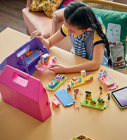 LEGO® Friends - Kreativ Dukkehuskuffert 42697 - 355 Dele