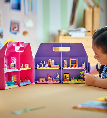 LEGO® Friends - Kreativ Dukkehuskuffert 42697 - 355 Dele