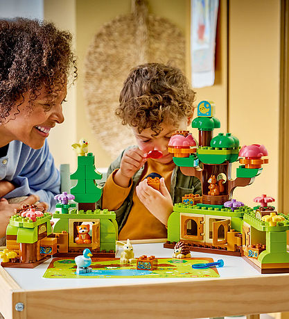 LEGO® Duplo - Oplevelsesskov Med Vilde Dyr 10480 - 131 Dele