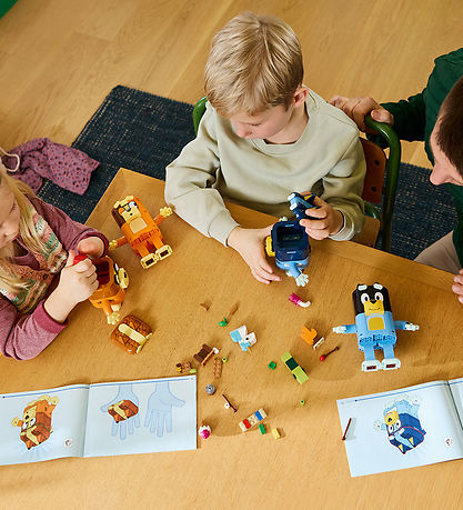 LEGO® Bluey - Klodsbygget Bluey-Familie 11217 - 466 Dele