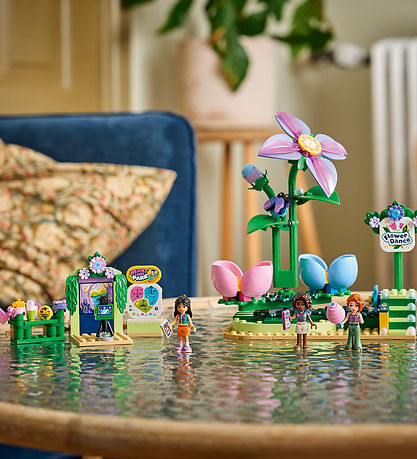 LEGO® Friends - Tekop-Karrusel Med Blomster Og Feer 42702 - 321 