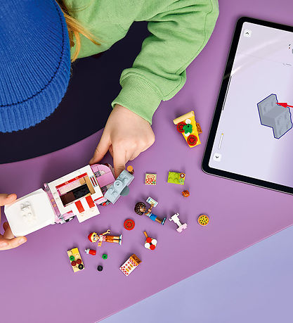 LEGO® Friends - Pizzavogn 42694 - 190 Dele