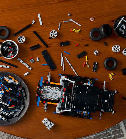 LEGO® Technic - Fast And Furious Dodge Charger R/T Bil 42231 - 1