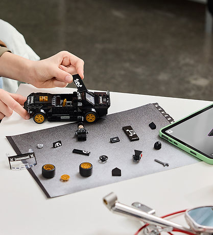 LEGO® Speed Champions - Ken Blocks '65 Ford Mustang Hoonicorn V1