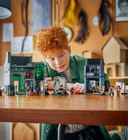 LEGO® Harry Potter - Tusmørkegydens Troldmandsbutikker 76471 - 7