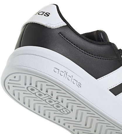 adidas Performance - Grand Court 3.0 J - CBLACK/FTWWHT/FTWWHT