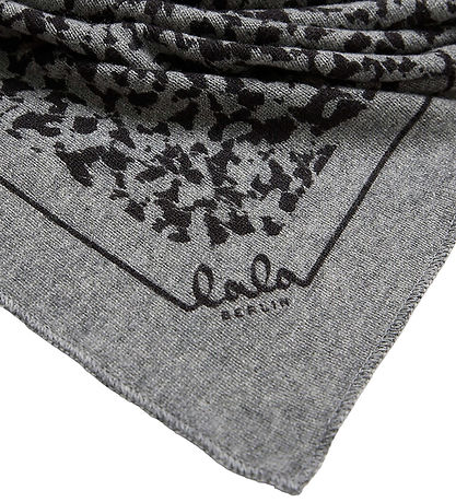 Lala Berlin Tørklæde - 162x85 - Triangle Swoosh M - City