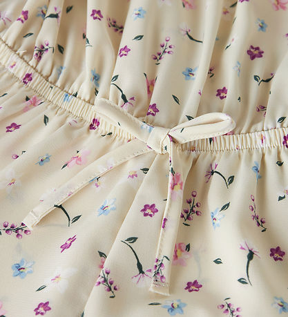 Name It Buksedragt - NkfVinaya - Almond Milk/Cute Flowers