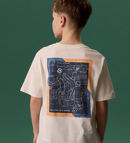 Name It T-shirt - NkfHimas - Cloud Dancer/The story of a soccer