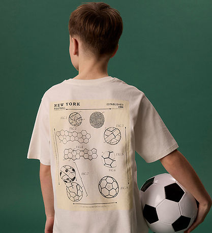 Name It T-shirt - NkfHimas - Cloud Dancer/The game of football