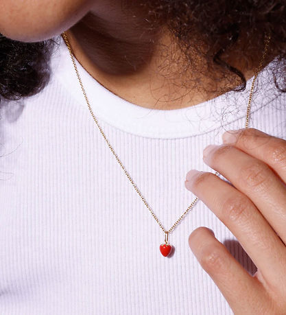 Design Letters Vedhæng - Darling - Strawberry - 18k Guldbelagt