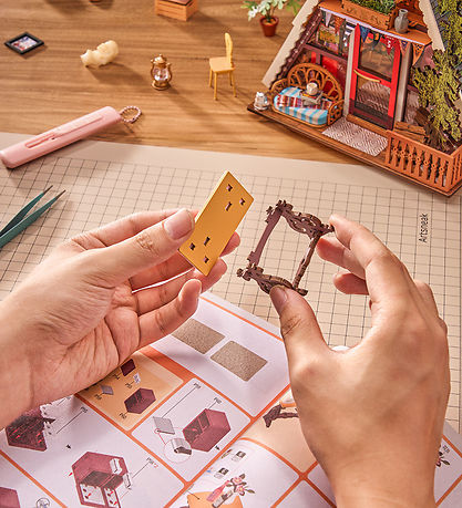 Rolife Miniature-diorama - DIY - A-Frame Cabin DG181 - 336 Dele