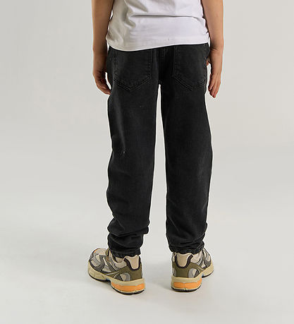 The New Jeans - TnBerlin - Tapered Fit - Black Denim