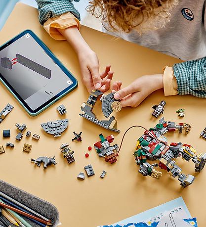LEGO® Star Wars™ - Opgør med Hutt-paladsets skildvagtdroide 7545