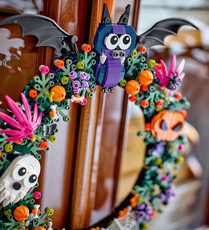 LEGO® Halloween-krans 40825 - 617 Dele