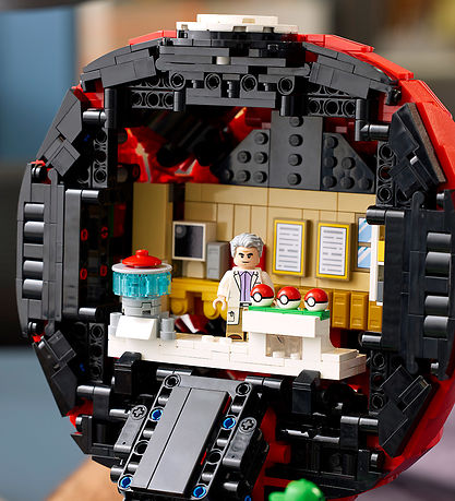 LEGO® Pokémon - Ikoniske Træner-øjeblikke: Poké Ball 72154 - 238