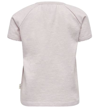 Hummel T-shirt - HMLKaya - Lys Lavendel m. Tekst Hummel T-shirt - HMLKaya - Lys Lavendel m. Tekst