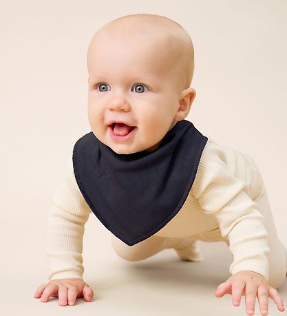 Pippi Baby Teething Bib - Pointy - Navy Pippi Baby Teething Bib - Pointy - Navy