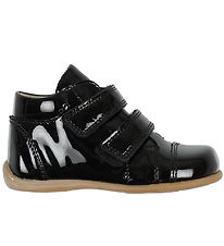 Pom Pom Prewalker - Patent Leather - Black Pom Pom Prewalker - Patent Leather - Black