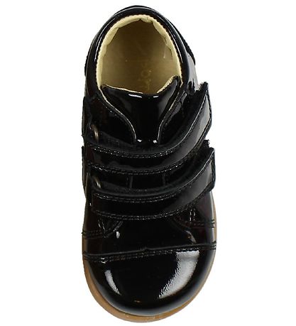 Pom Pom Prewalker - Patent Leather - Black Pom Pom Prewalker - Patent Leather - Black