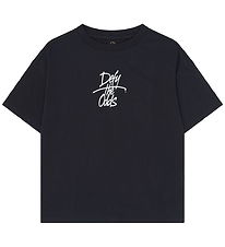 The New T-shirt - TnYarrow - Black Beauty