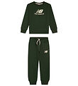 New Balance Sweatsæt - Stacked Logo - Nordic Green
