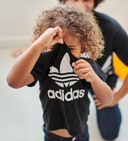 T-Shirt adidas Originals - Trefoil - Noir av. Logo T-Shirt adidas Originals - Trefoil - Noir av. Logo