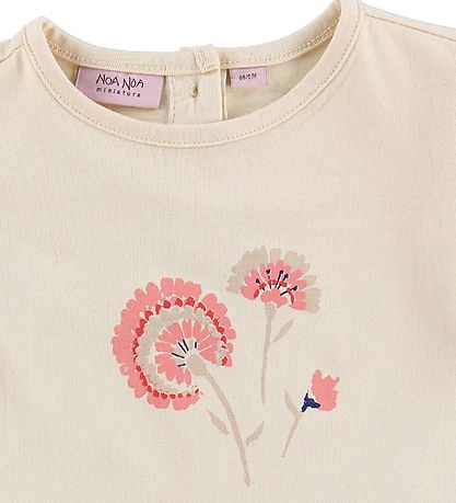 Noa Noa miniature T-shirt - Creme m. Blomster Noa Noa miniature T-shirt - Creme m. Blomster