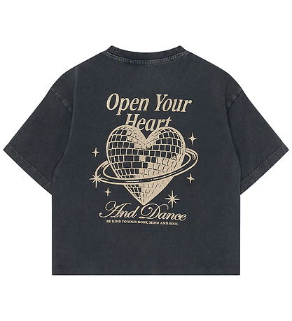 The New T-shirt - TnYabella - Black Beauty