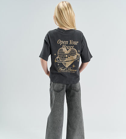 The New T-shirt - TnYabella - Black Beauty