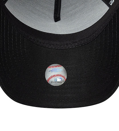 New Era Kasket - Black