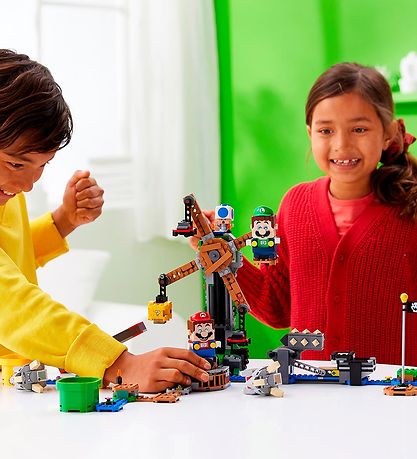 LEGO® Super Mario - Reznor-væltning - Udv. 71390 - 862 Dele