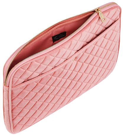 Fan Palm Sleeve - Ouiltet Velvet - Rose Velvet