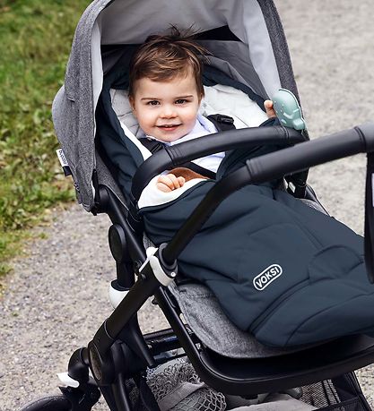 Voksi Gigoteuse pour poussette - Sky Light - 88/113 cm - Poppy B Voksi Gigoteuse pour poussette - Sky Light - 88/113 cm - Poppy B