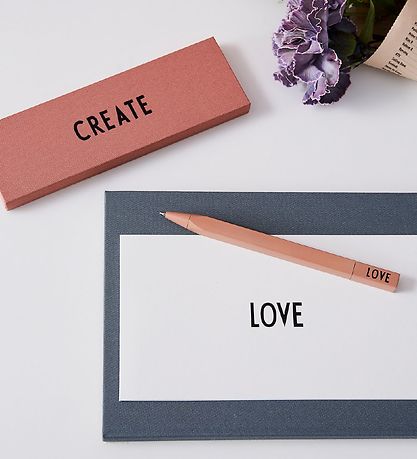 Design Letters Penalhus - Create - Mørk Rosa