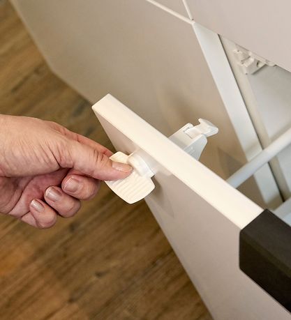 Sécurité de l'Enfant BabyDan - Serrure magnétique - Blanc Sécurité de l'Enfant BabyDan - Serrure magnétique - Blanc