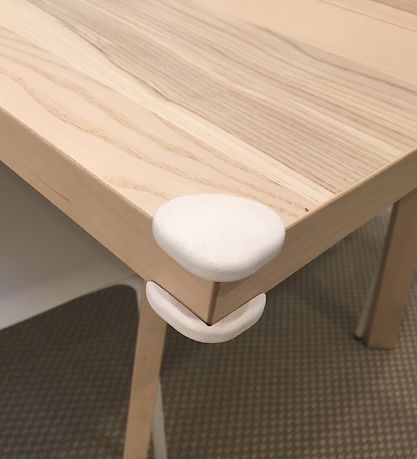 BabyDan Børnesikring - Hjørnebeskytter - 4 stk. - Hvid BabyDan Børnesikring - Hjørnebeskytter - 4 stk. - Hvid