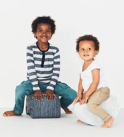 bObles Ælling - Mørk Grå Marmor bObles Ælling - Mørk Grå Marmor