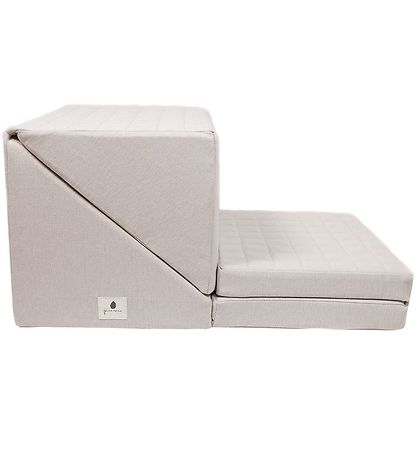 Pine Cone Foldemadras - 45x140 cm - Triangle - Happy Play - Sand Pine Cone Foldemadras - 45x140 cm - Triangle - Happy Play - Sand